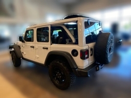 Jeep Wrangler Willys 4 Door 4x4 2025