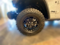 Jeep Wrangler Willys 4 Door 4x4 2025