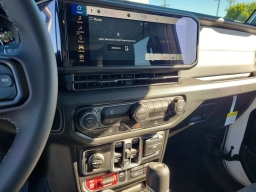 Jeep Wrangler Willys 4 Door 4x4 2026