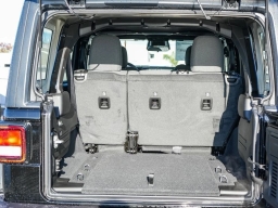 Jeep Wrangler Willys 4 Door 4x4 2026