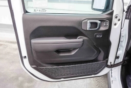 Jeep Wrangler Willys 4 Door 4x4 2026