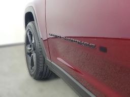 Jeep Grand Cherokee Altitude X 4x2 2025