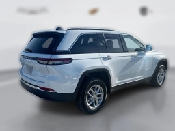 Jeep Grand Cherokee Laredo X 4x2 2025