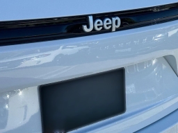 Jeep Grand Cherokee Laredo X 4x2 2025