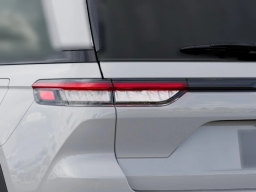 Jeep Grand Cherokee Laredo X 4x2 2026