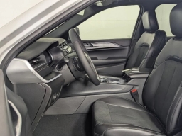 Jeep Grand Cherokee Altitude X 4x2 2025