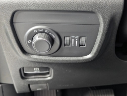 Jeep Grand Cherokee Altitude X 4x2 2025