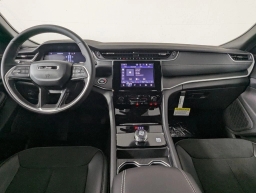 Jeep Grand Cherokee Altitude X 4x2 2025