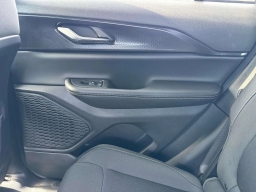 Jeep Grand Cherokee Laredo X 4x2 2025