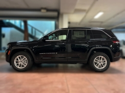 Jeep Grand Cherokee Laredo X 4x2 2026