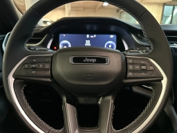 Jeep Grand Cherokee Laredo X 4x2 2026