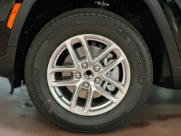 Jeep Grand Cherokee Laredo X 4x2 2026