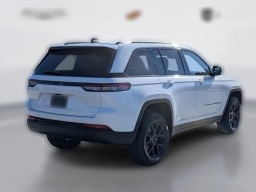 Jeep Grand Cherokee Altitude 4x2 2025