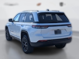 Jeep Grand Cherokee Altitude 4x2 2025