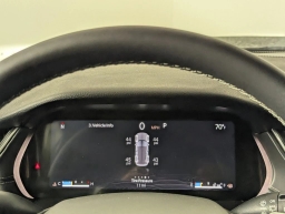 Jeep Grand Cherokee Laredo 4x2 2025