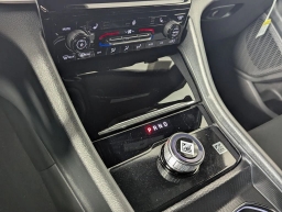 Jeep Grand Cherokee Laredo 4x2 2025