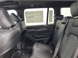 Jeep Grand Cherokee Altitude X 4x2 2025