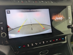 Jeep Grand Cherokee Laredo Altitude 4x2 2026