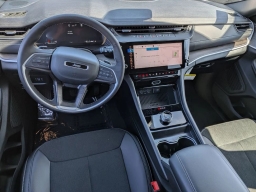 Jeep Grand Cherokee Laredo Altitude 4x2 2026