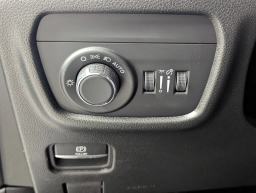 Jeep Grand Cherokee Laredo Altitude 4x2 2026