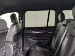 Jeep Grand Cherokee Laredo Altitude 4x2 2026