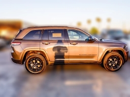 Jeep Grand Cherokee Laredo Altitude 4x2 2026