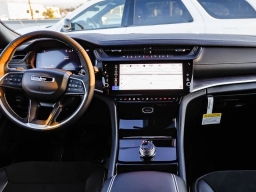 Jeep Grand Cherokee Laredo Altitude 4x2 2026