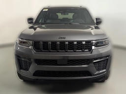 Jeep Grand Cherokee Laredo Altitude 4x2 2026