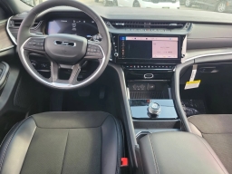 Jeep Grand Cherokee Laredo Altitude 4x2 2026