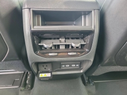 Jeep Grand Cherokee Laredo Altitude 4x2 2026