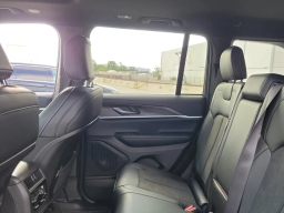 Jeep Grand Cherokee Laredo Altitude 4x2 2026