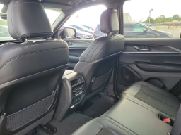 Jeep Grand Cherokee Laredo Altitude 4x2 2026