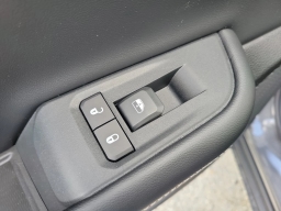 Jeep Grand Cherokee Laredo Altitude 4x2 2026