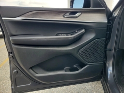 Jeep Grand Cherokee Laredo Altitude 4x2 2026