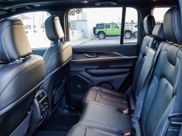 Jeep Grand Cherokee Limited 4x2 2025