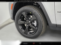 Jeep Grand Cherokee Limited 4x2 2026