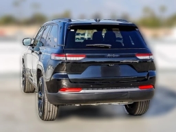 Jeep Grand Cherokee Limited 4x2 2026