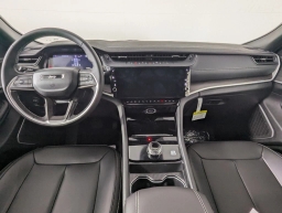 Jeep Grand Cherokee Limited 4x2 2026