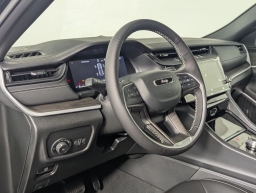 Jeep Grand Cherokee Limited 4x2 2026