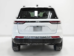 Jeep Grand Cherokee Laredo X 4x4 2026