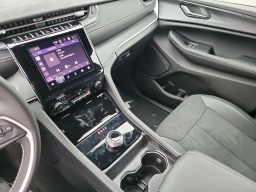 Jeep Grand Cherokee Altitude X 4x4 2025