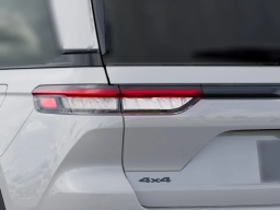 Jeep Grand Cherokee Altitude X 4x4 2025