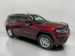 Jeep Grand Cherokee Laredo 4x4 2026