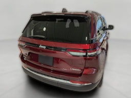 Jeep Grand Cherokee Laredo 4x4 2026