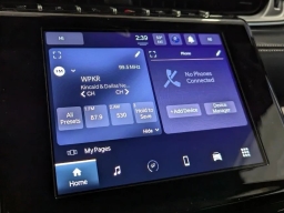 Jeep Grand Cherokee Laredo 4x4 2026