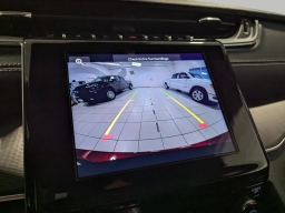 Jeep Grand Cherokee Laredo 4x4 2026