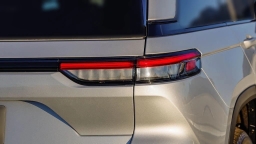 Jeep Grand Cherokee Altitude X 4x4 2025