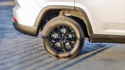 Jeep Grand Cherokee Altitude X 4x4 2025