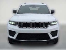 Jeep Grand Cherokee Laredo X 4x4 2026