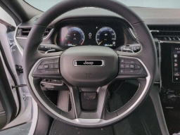 Jeep Grand Cherokee Laredo X 4x4 2026